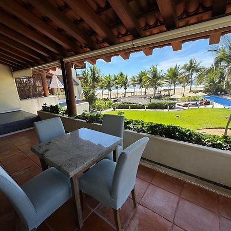 Residences At Las Palmas Сиуатанехо Экстерьер фото